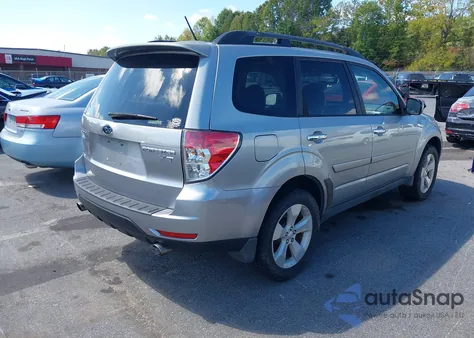 2010 Subaru Forester 2.5Xt Limited z USA, uszkodzony, nr VIN JF2SH6FC2AH757542